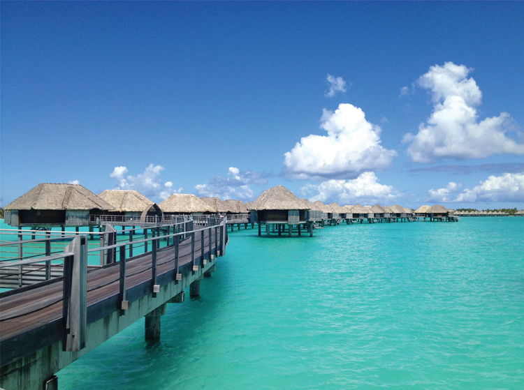Four Seasons Bora Bora Bungalows are designed so that although you <br /></noscript> have neighbors you still feel private. 