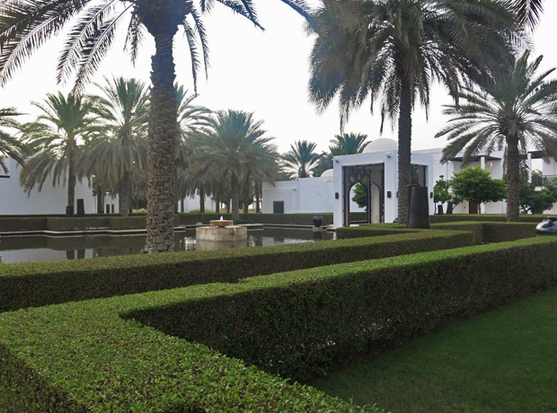 The Chedi The walk to the lobby.