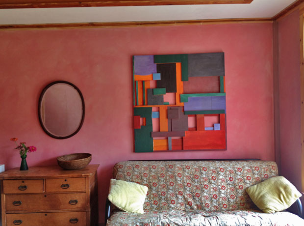 Turquoise Barn A lot of the artwork and furniture was<br /></noscript> lovingly crafted by the owner.