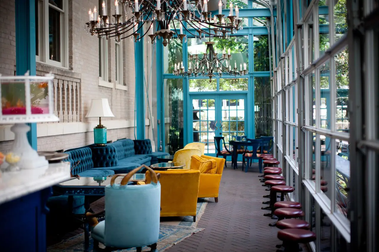 The dining room at Hotel Havana in San Antonio, Texas