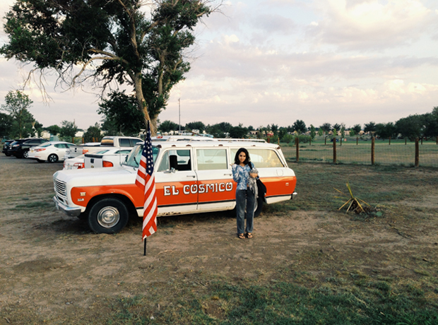 El Cosmico There are tons of old trucks in Marfa, <br /></noscript>this one welcomes you to the hotel. 