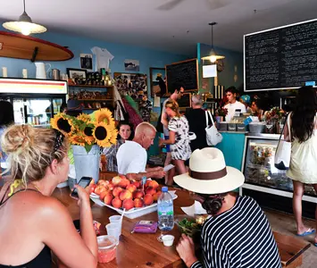 Stop in for a morning smoothie or <br/> breakfast wrap