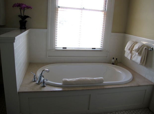 Cavallo Point Deep soaking tub complete with bubbles & salts, <br /></noscript>and a view of downtown SF out the window. 