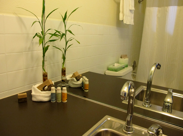 Jupiter Hotel Eco-friendly Natura bath products. 