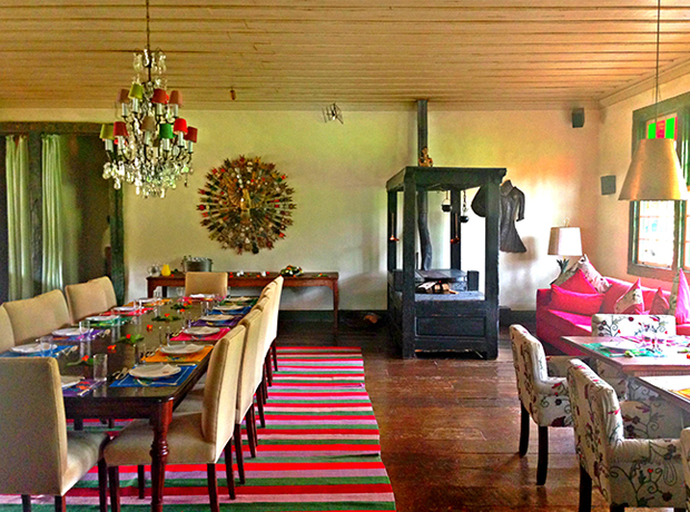Reserva do Ibitipoca The restaurant's cozy dining room.