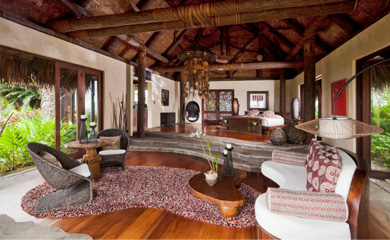 Moo-la-la! NY Post runs down the 10 most expensive hotel suites in the world. 