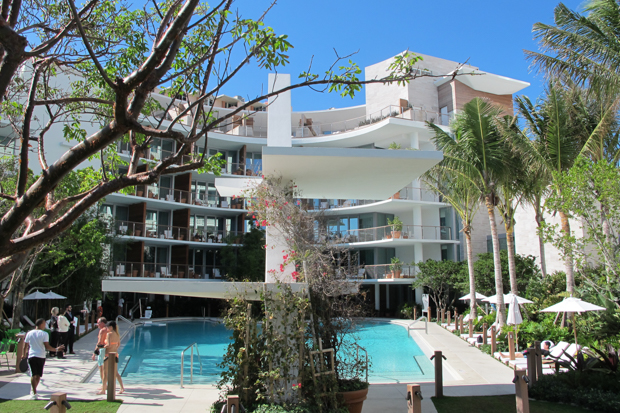 Miami Beach Edition The amazing diving board is original to the property –no diving these days though. 