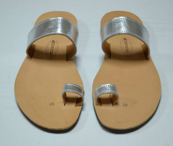 Liontis sandals