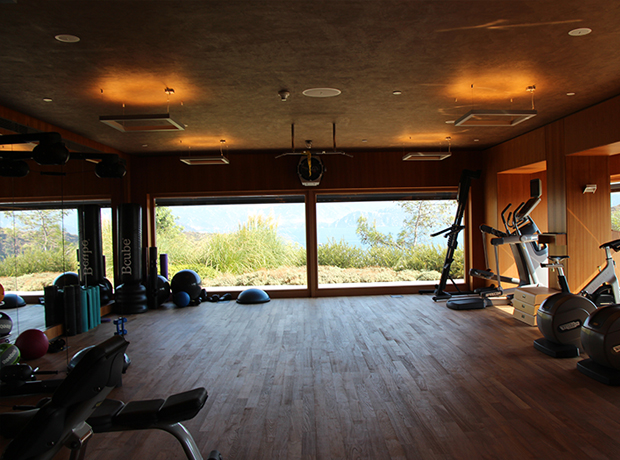 D-Hotel Maris State-of-the art gymnasium with warm wood interior decor and more inspiring views of the sea.