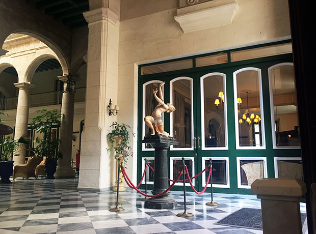 Hotel Florida Attention-seeking marble woman.