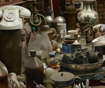 A flea market in a big warehouse. A great place to just walk around and browse, if you’re a tchotchke collector or in the market for a great lamp you should check it out. It can get hot under that corrugated metal so I would advise going in the morning or later afternoon.