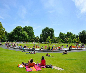 Hyde Park and the Serpentine Galleries