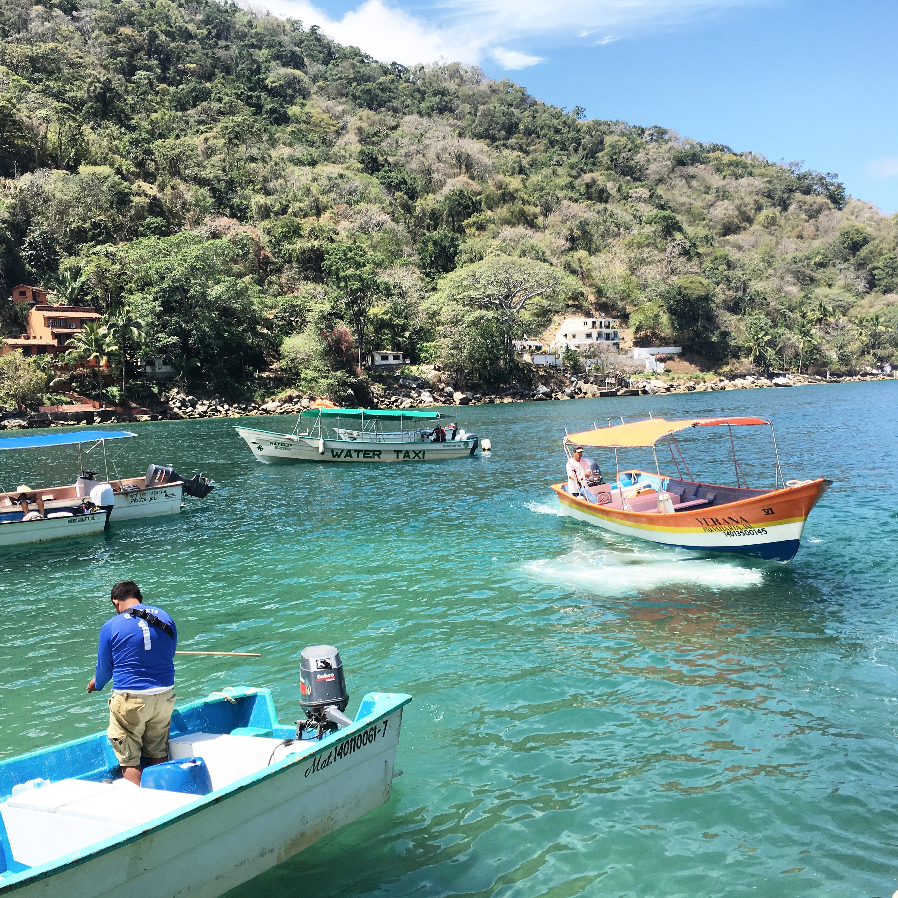 Verana Verana’s own boat will pick you up in town. A leisurely ride with Jorge.