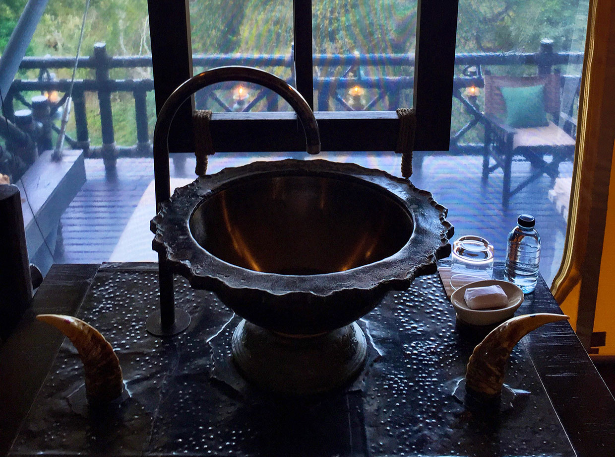 Four Seasons Tented Camp Ensuite sinks in the tented camp.