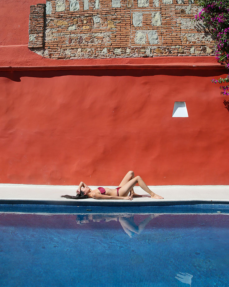 Casa Oaxaca Though too chilly too swim, enough sun to tan. 