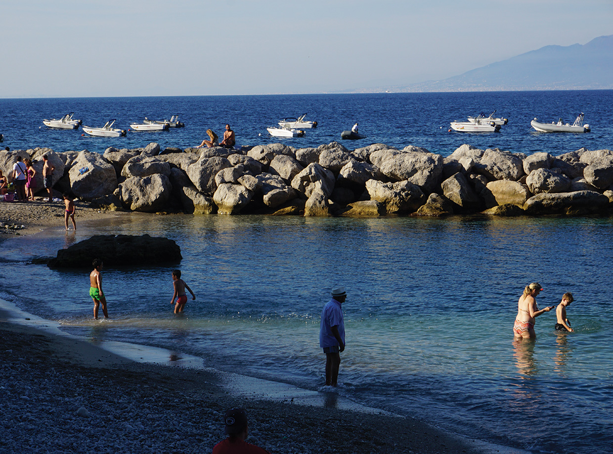 J.K. Place Capri A wander down to the beach below for a late afternoon swim.