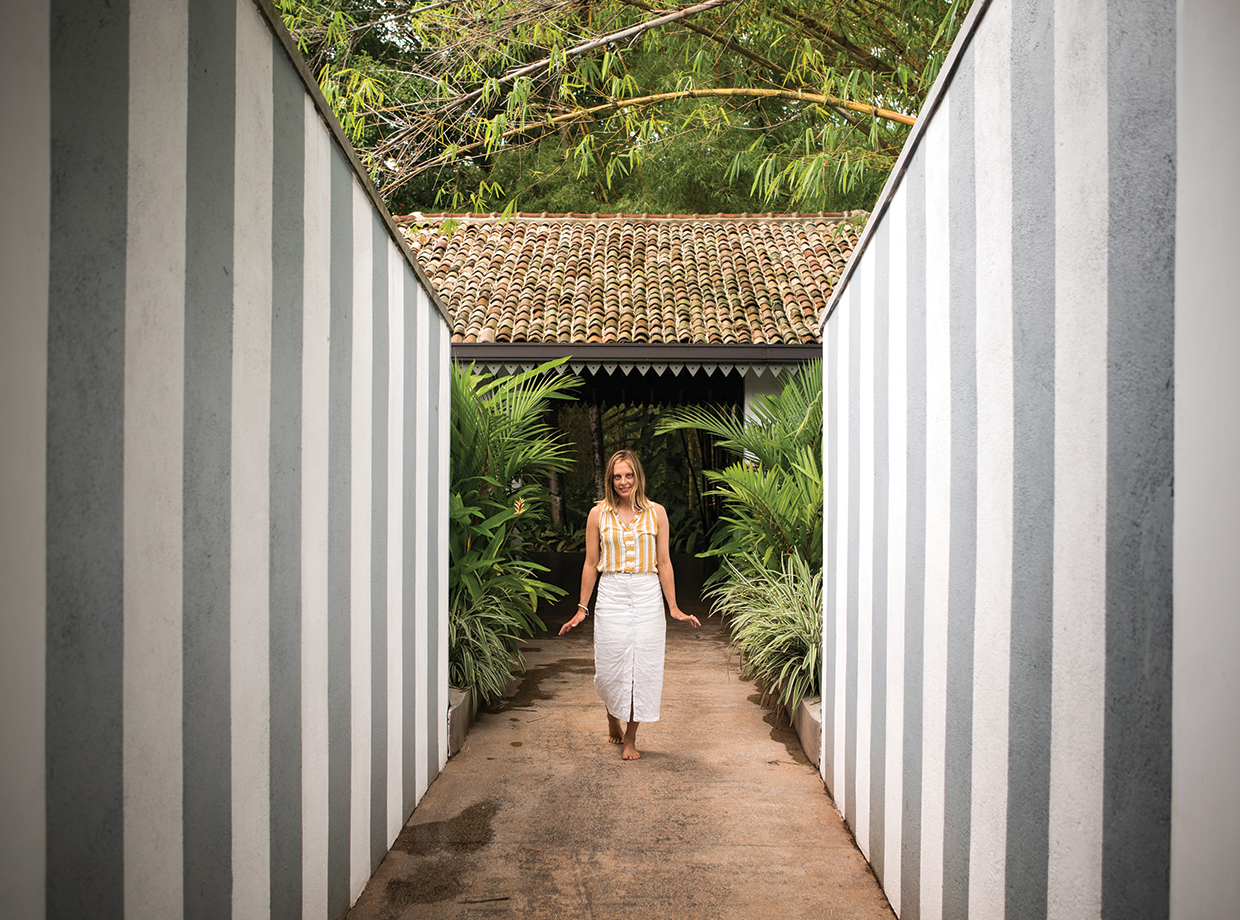 The Wallawwa A warm welcome at the secluded hotel entrance. Stripes are a theme here.