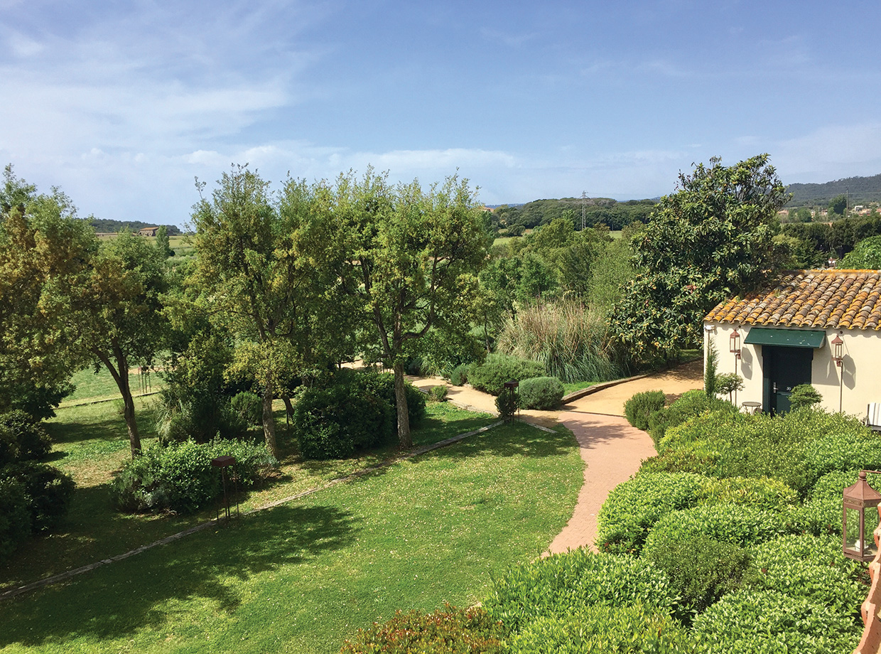 Hotel La Malcontenta Checking out the grounds.