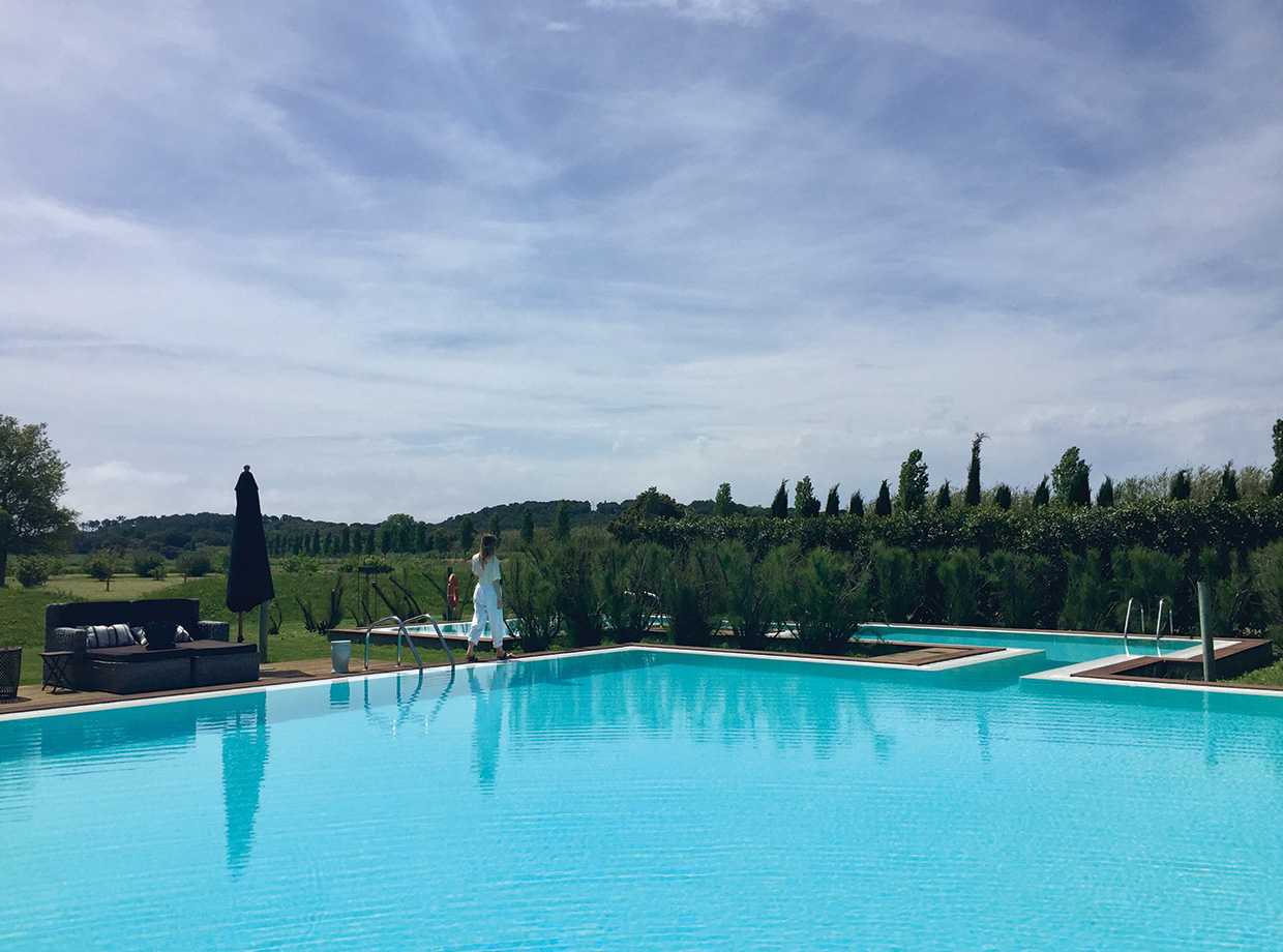 Hotel La Malcontenta Pool area.