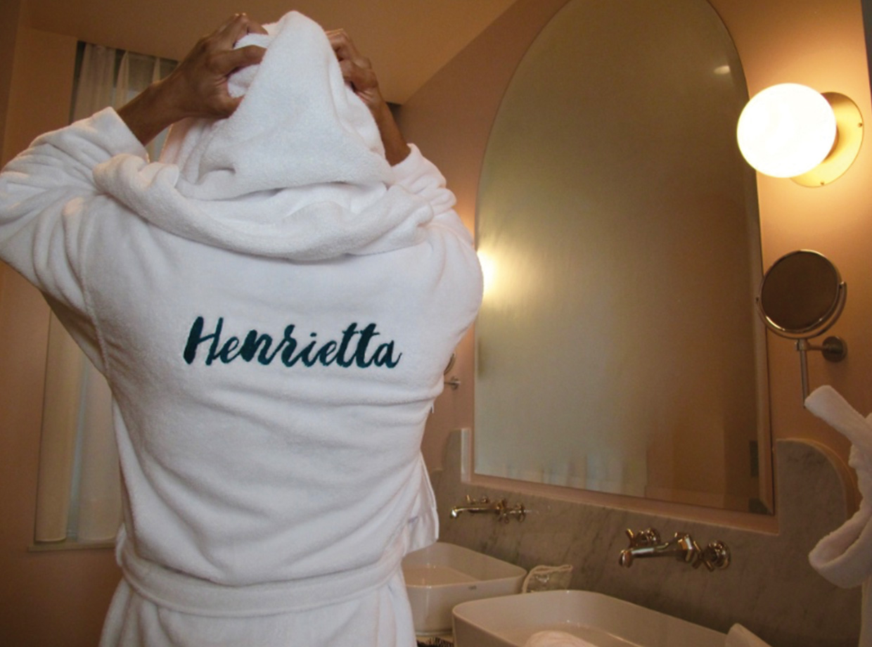 Henrietta The bathrobes are so soft I almost wore it out. Let me comment on the engraving though <3