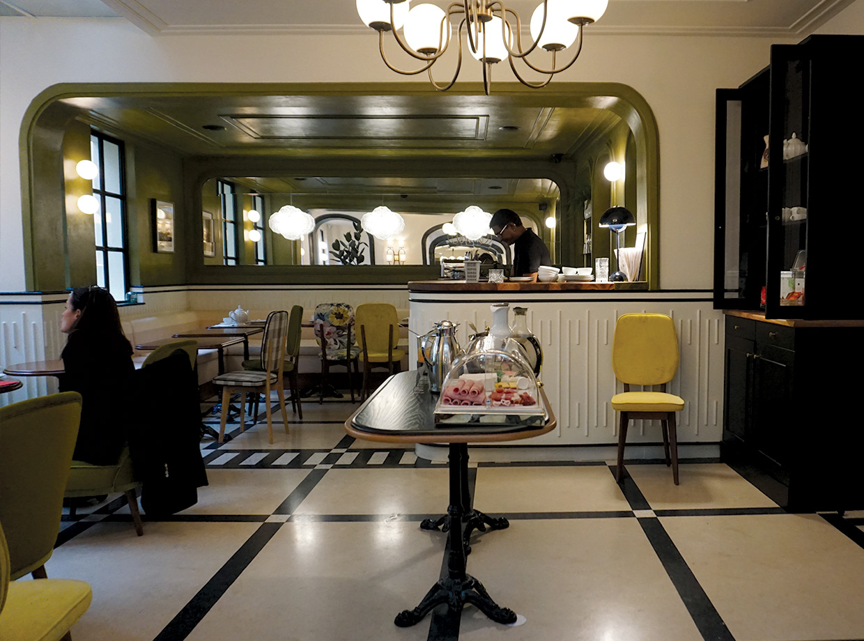 Hotel Bienvenue Review - Paris | A Hotel Life