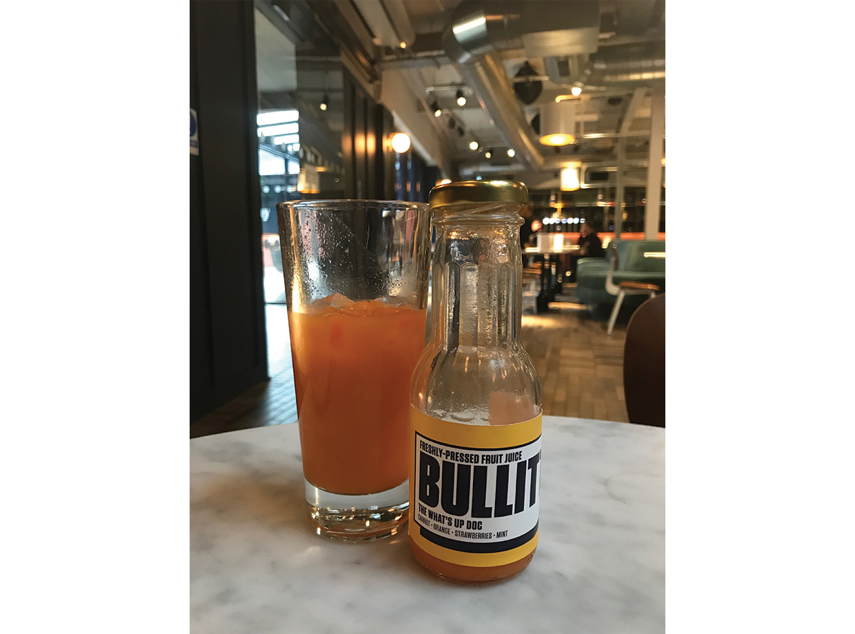 Bullit Hotel Nothing like a tangy juice to wet those taste buds por la manana. 