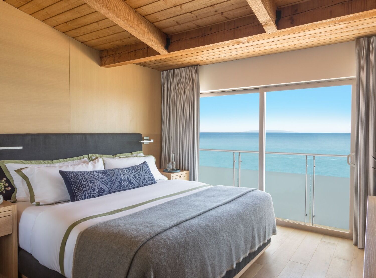 Malibu Beach Inn Room with a very special view.