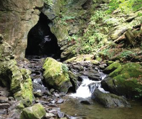 The Stony Church hike to the caves 