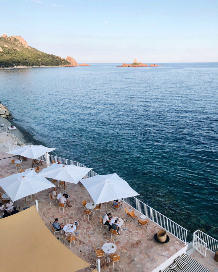 Les Roches Rouges The property is set on three levels that descend toward the beach and coastline. One of the resorts two restaurants, the more casual La Plage, overlooks the water.
