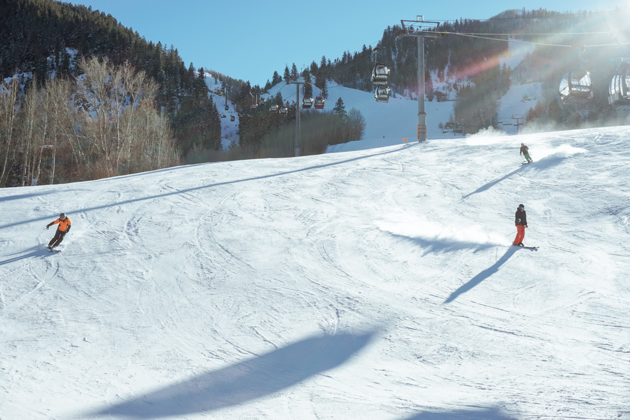 The Little Nell ...where you can sit and watch the skiers zip down. Maybe next time I'll conquer this mountain. 