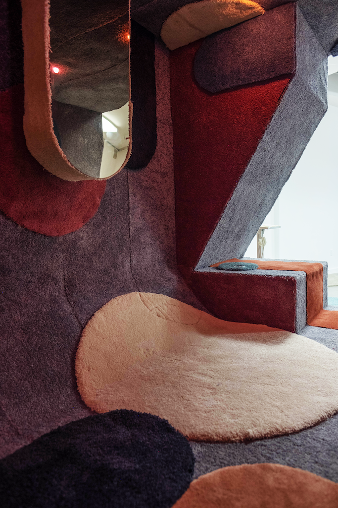 ‘Heinrich’s Dreamscape’ Explores and Induces Synesthesia