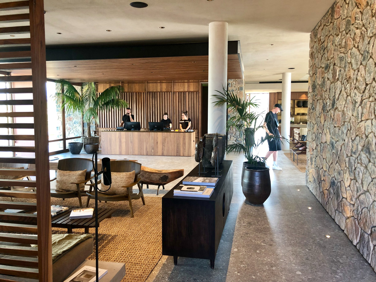 Casa Cook Chania Remo Masala, Casa Cook’s CD teamed up with Berlin-based Design Agency Lambs & Lions to create the Insta-ready design vision of Casa Chania. Grab a seat (and a Joseph Dirand coffee-table book) while you wait for your lift on an electric golf cart to your room.
