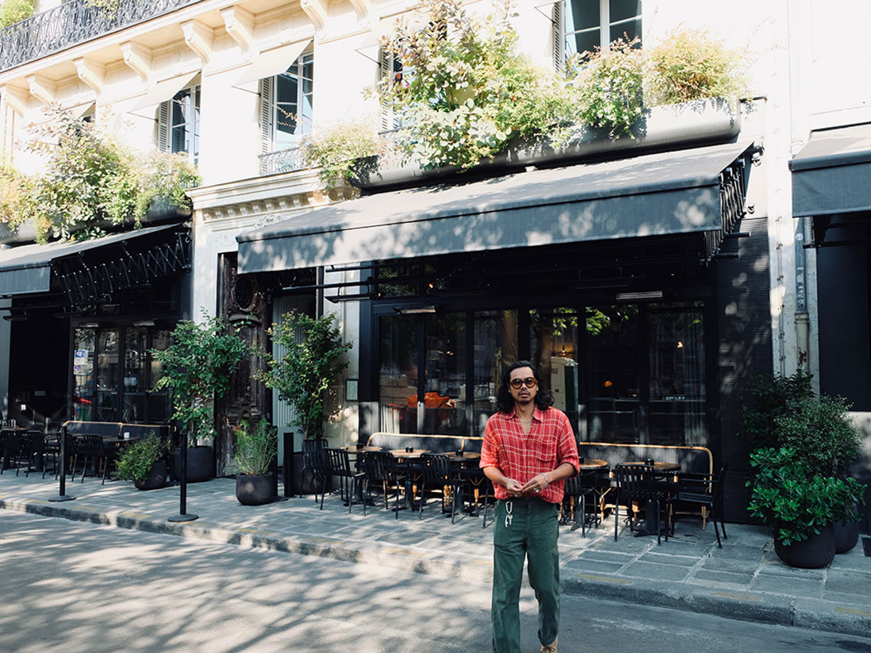 Hotel National Des Arts Et Metiers The hotel, located on a small street without much traffic has a lovely terrace which gets busy and buzzy in the afternoons. For now, my boyfriend is taking all the spotlight. Especially with nicking my vintage Dior sunglasses. Rude, yet cute.