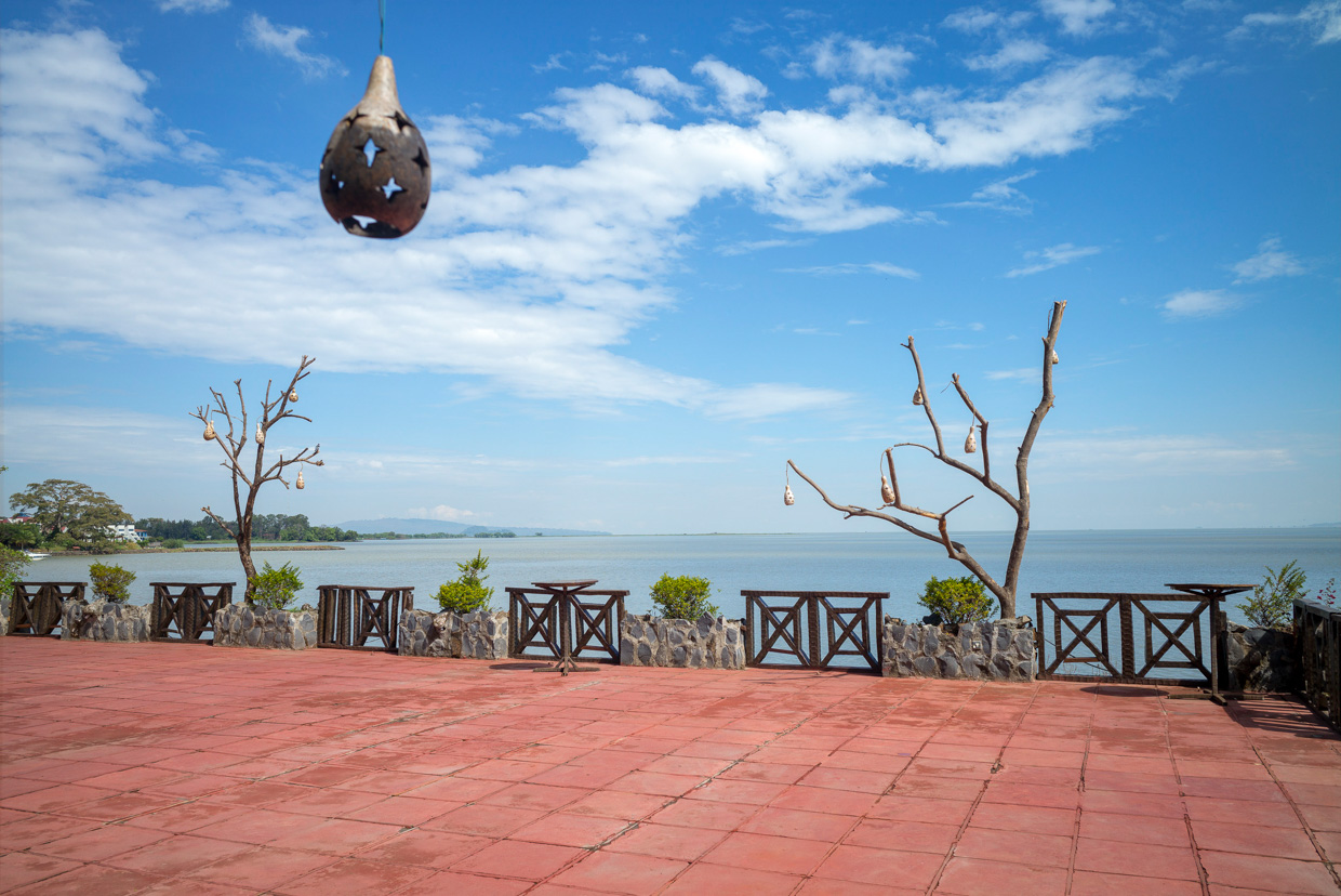 Kuriftu Resort Bahir Dar A terrace by the lake for events.