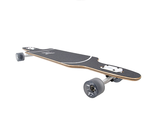 A longboard/skateboard