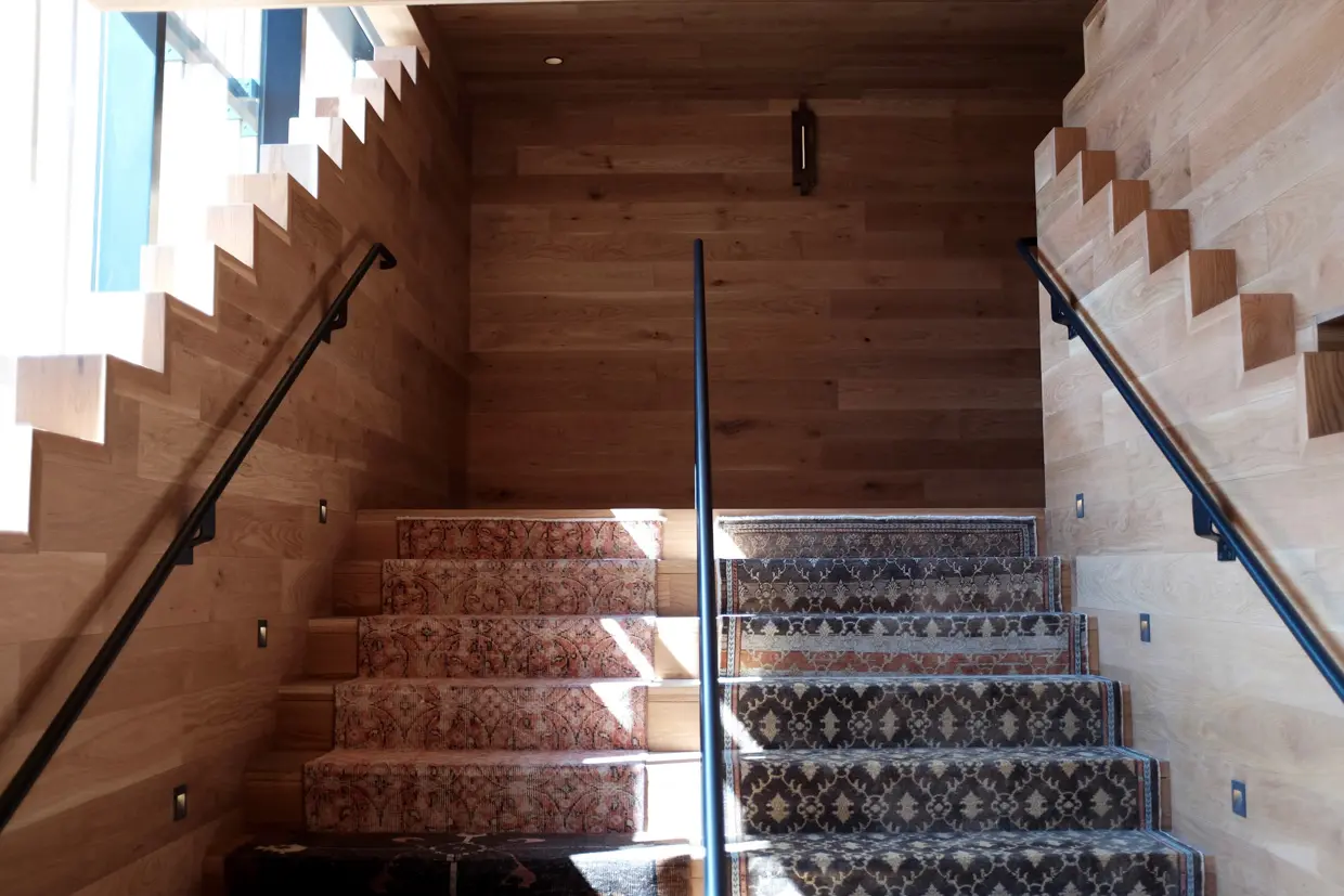 Austin Proper Hotel A stairway that leads down into the lobby. There’s a lot of good carpet in this place. 
