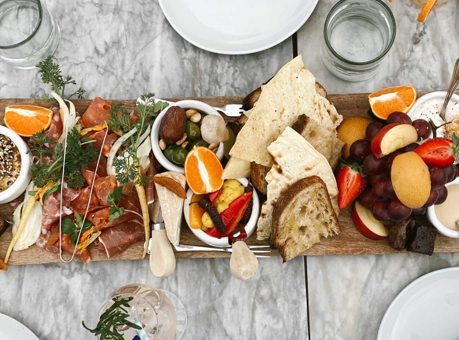 The Surfrider Malibu Not only does the restaurant offer spectacular views, but to top it all off, the food is DELICIOUS. We particularly loved this iconic cheese board