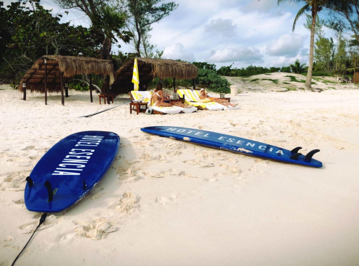 Hotel Esencia Paddle boards on the beach
