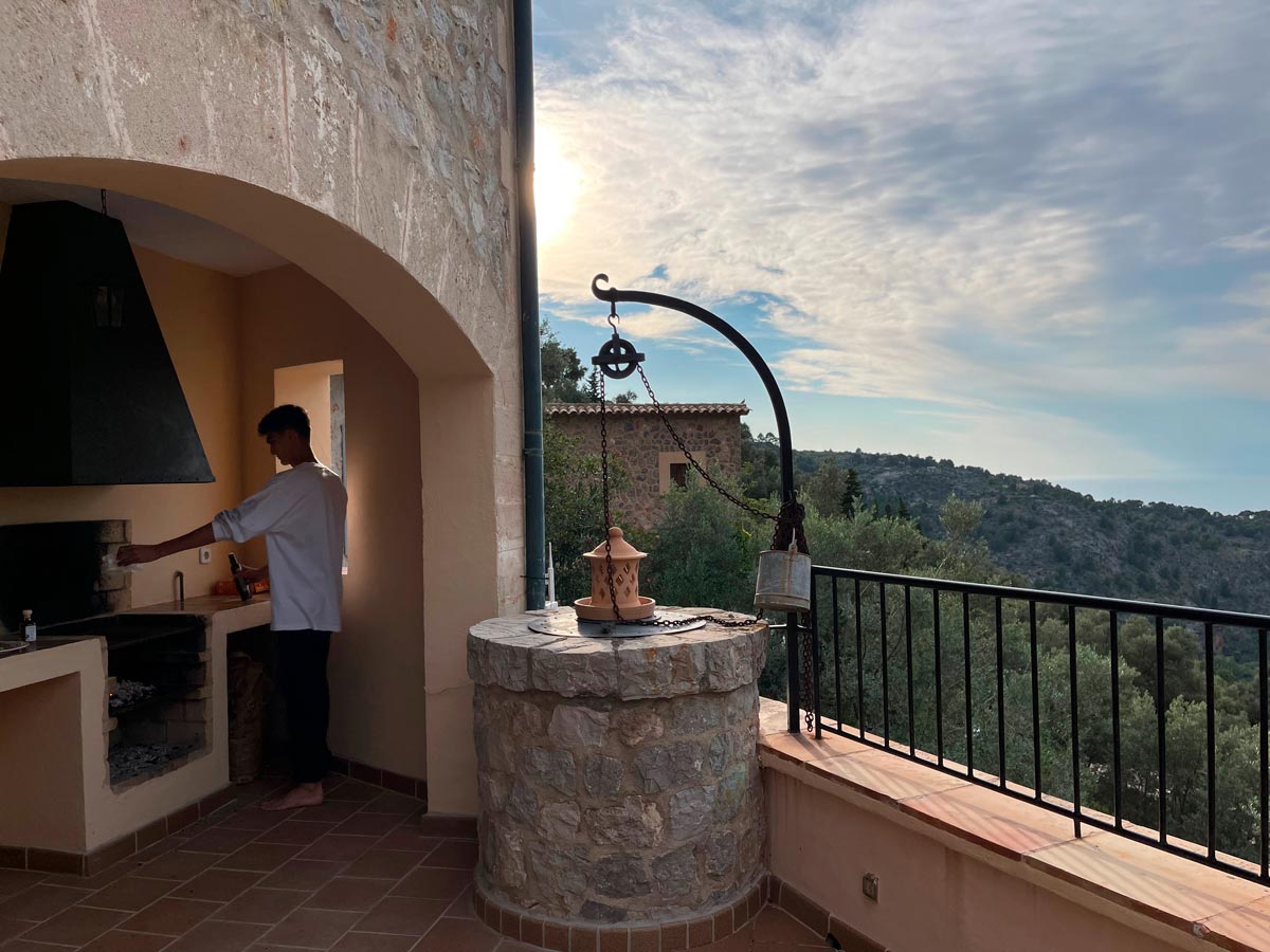 Belmond La Residencia Jivan using the amazing outdoor kitchen and grill