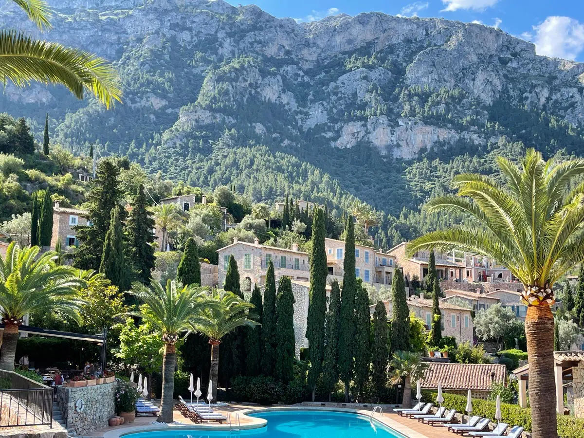 Belmond La Residencia I mean… look at that pool view