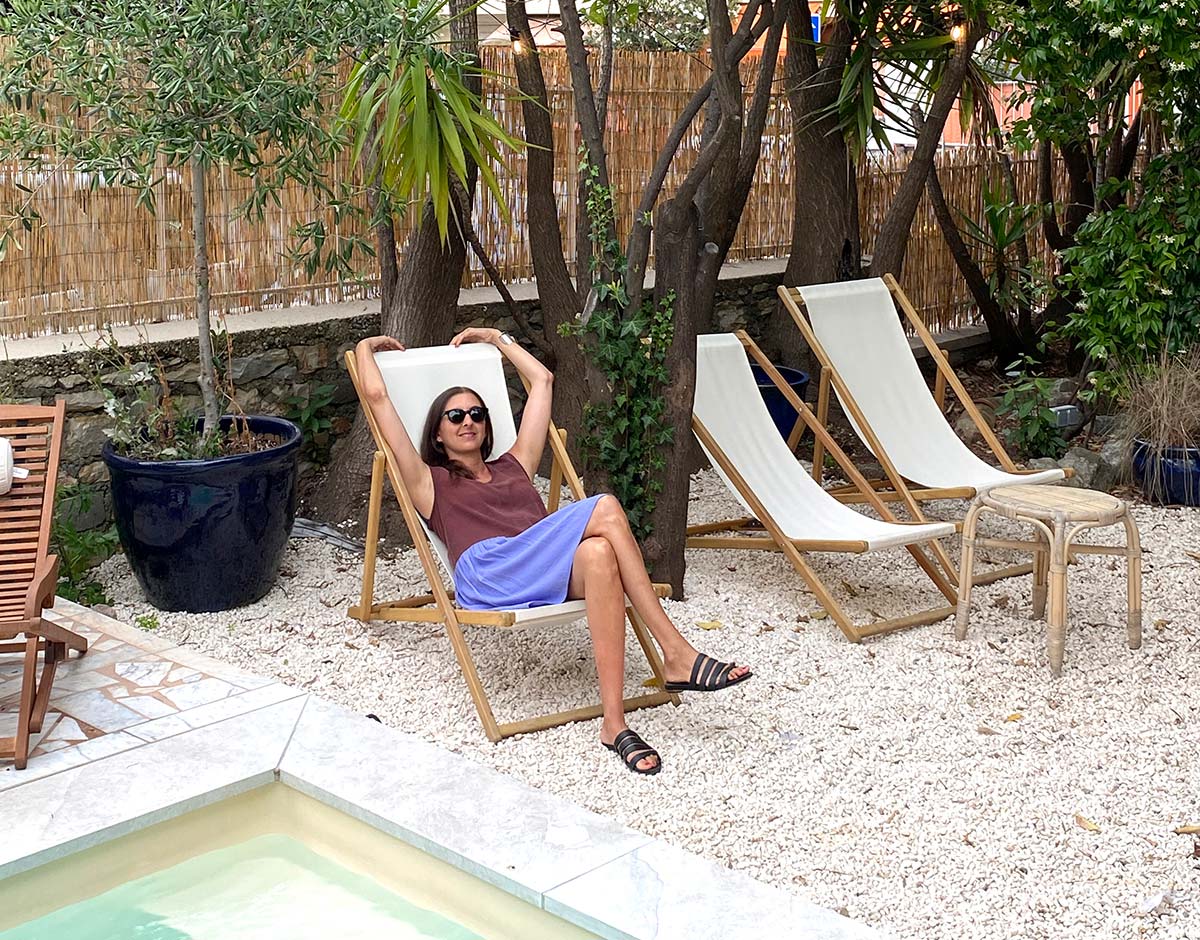 Hotel Le Sud Relaxing by the turquoise pool