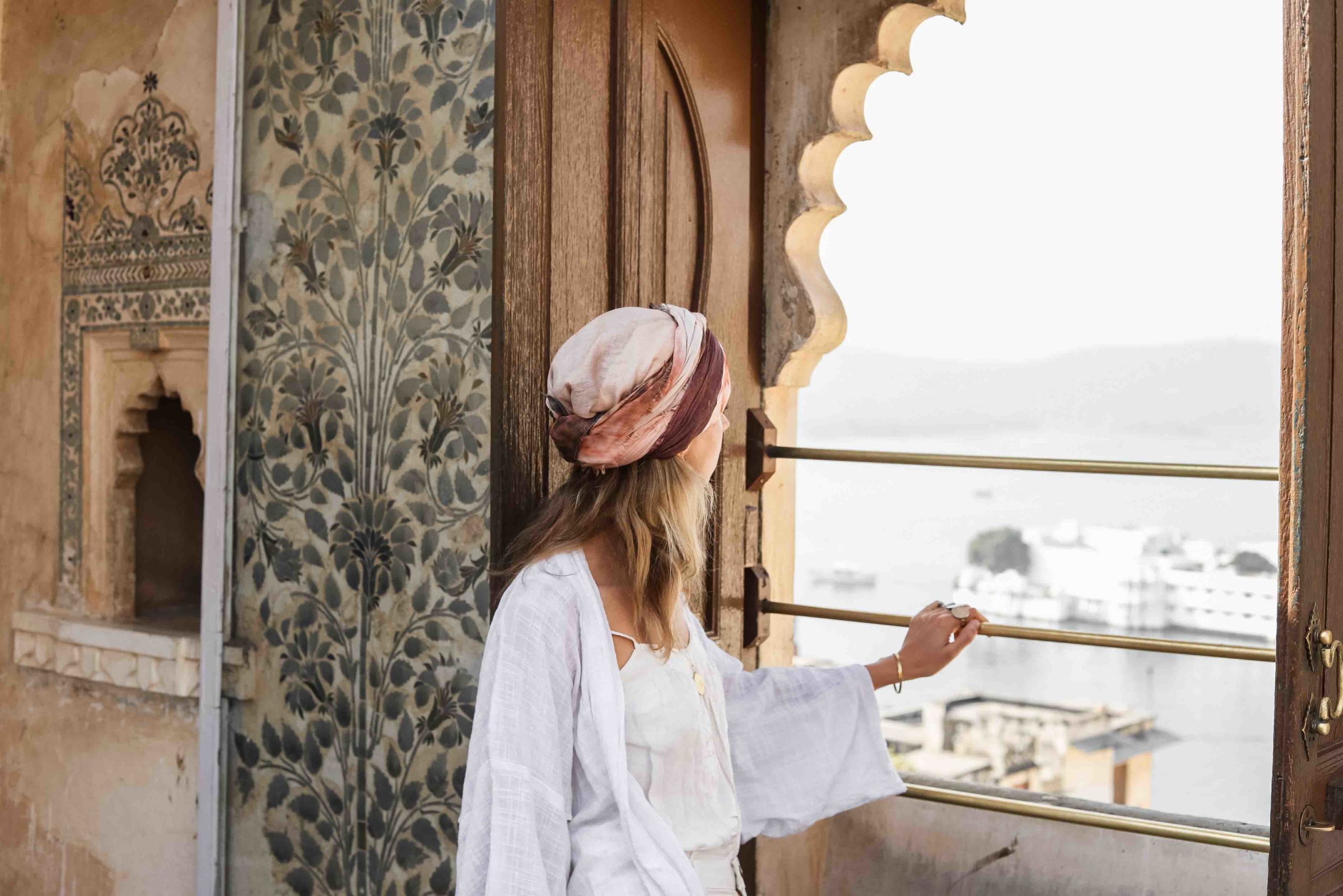 Nina Karnikowski in Udaipur by Peter Windrim