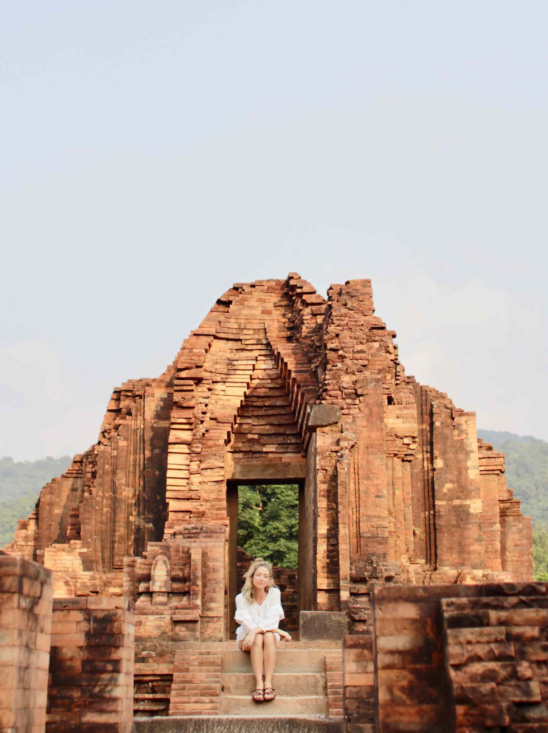 Nina Karnikowski in Vietnam by Peter Windrim