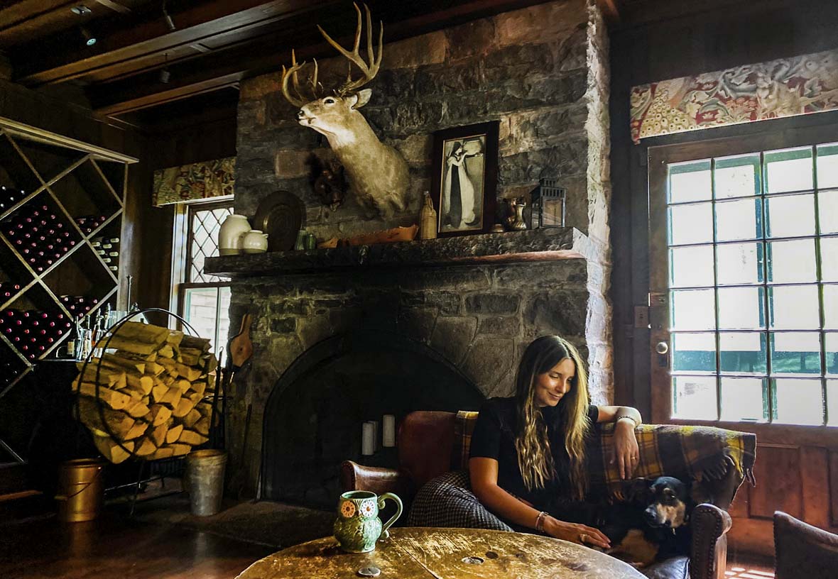 Deer Mountain Inn