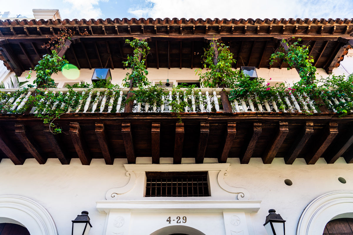 Amarla You're not in Cartagena unless you have your own colonial balcony, so try to score the rooms with it!