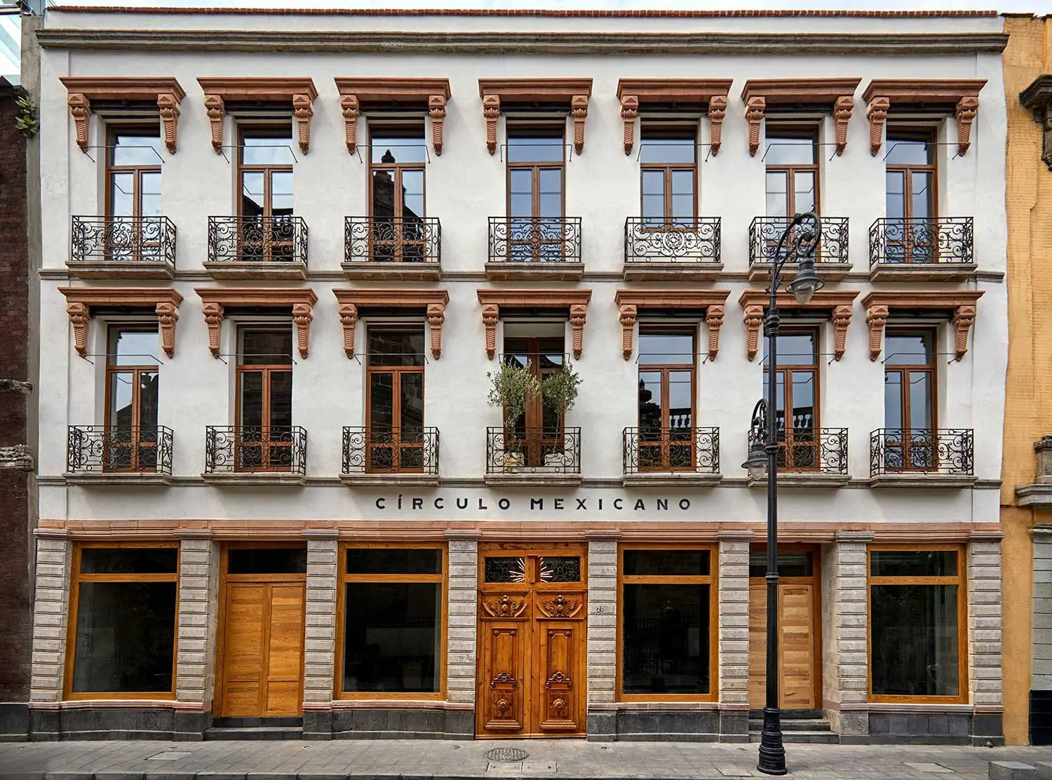 Circulo Mexicano Circulo Mexicano's stunning façade