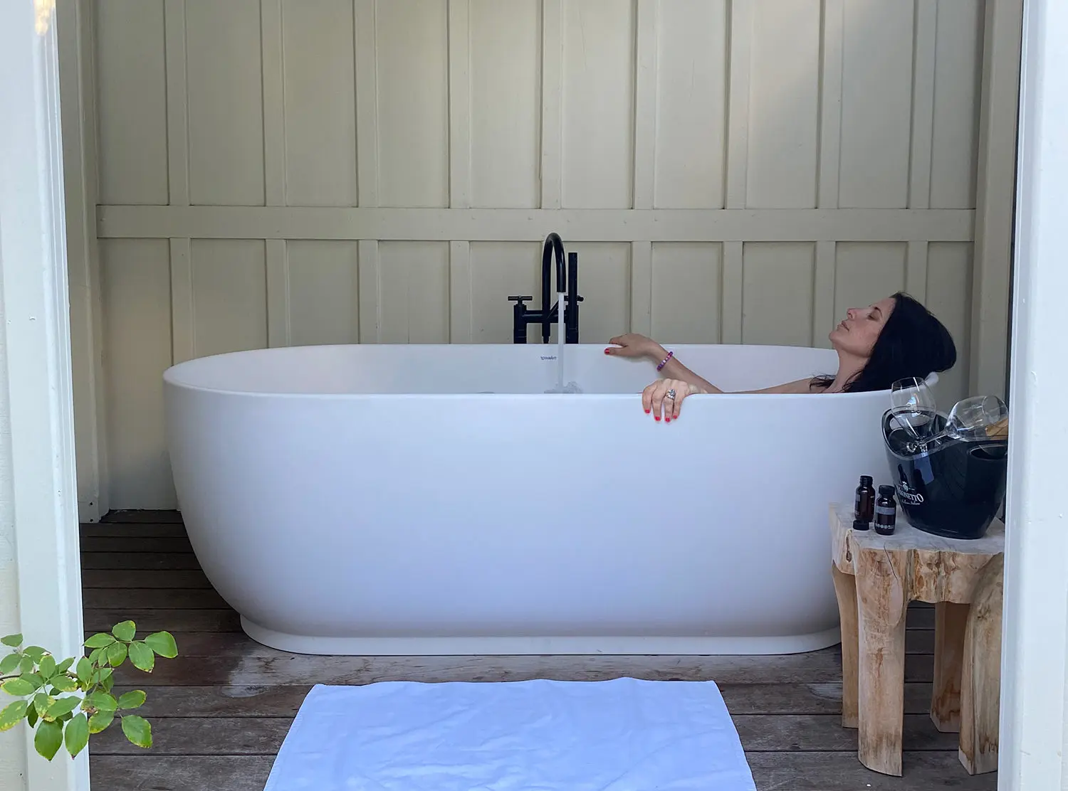 MacArthur Place I mean… Have you seen a more relaxing photo? The bathtub was the highlight of my stay. Perfect for sipping wine and soaking it all in, it’s the perfect way to end the day