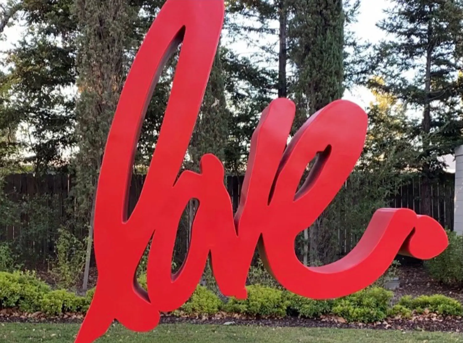 MacArthur Place The hotel features art throughout, and I especially LOVED this “love” piece on the property grounds