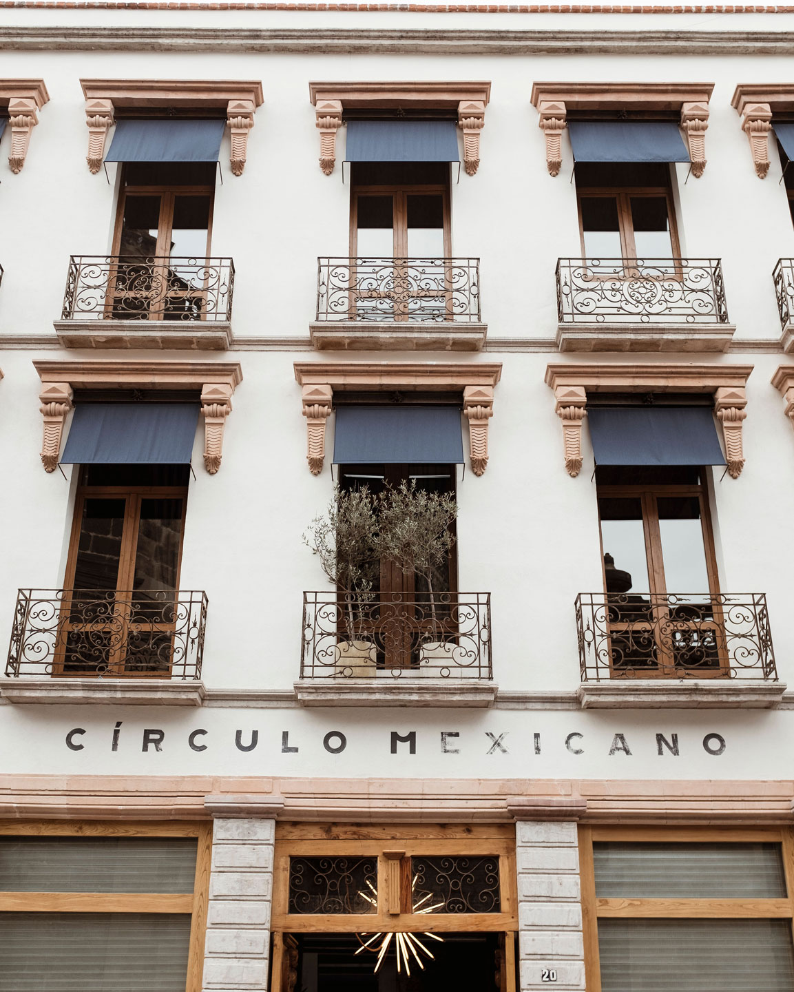 Façade of Circulo Mexicano