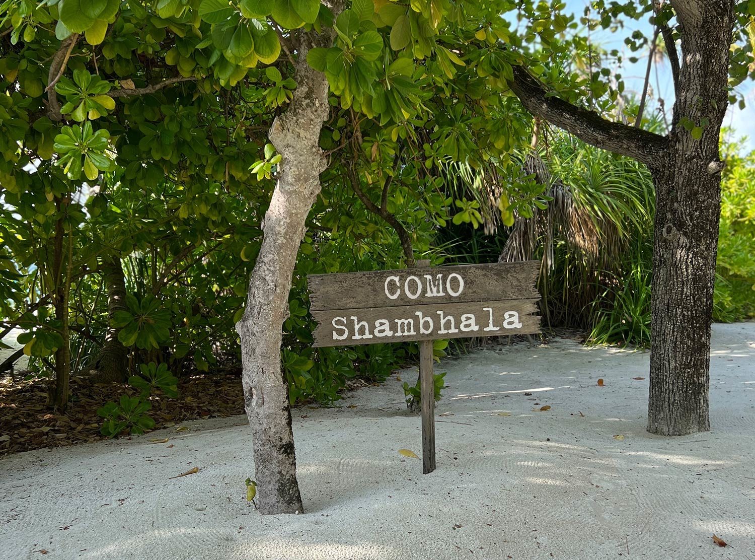 COMO Cocoa Island This way to the spa
